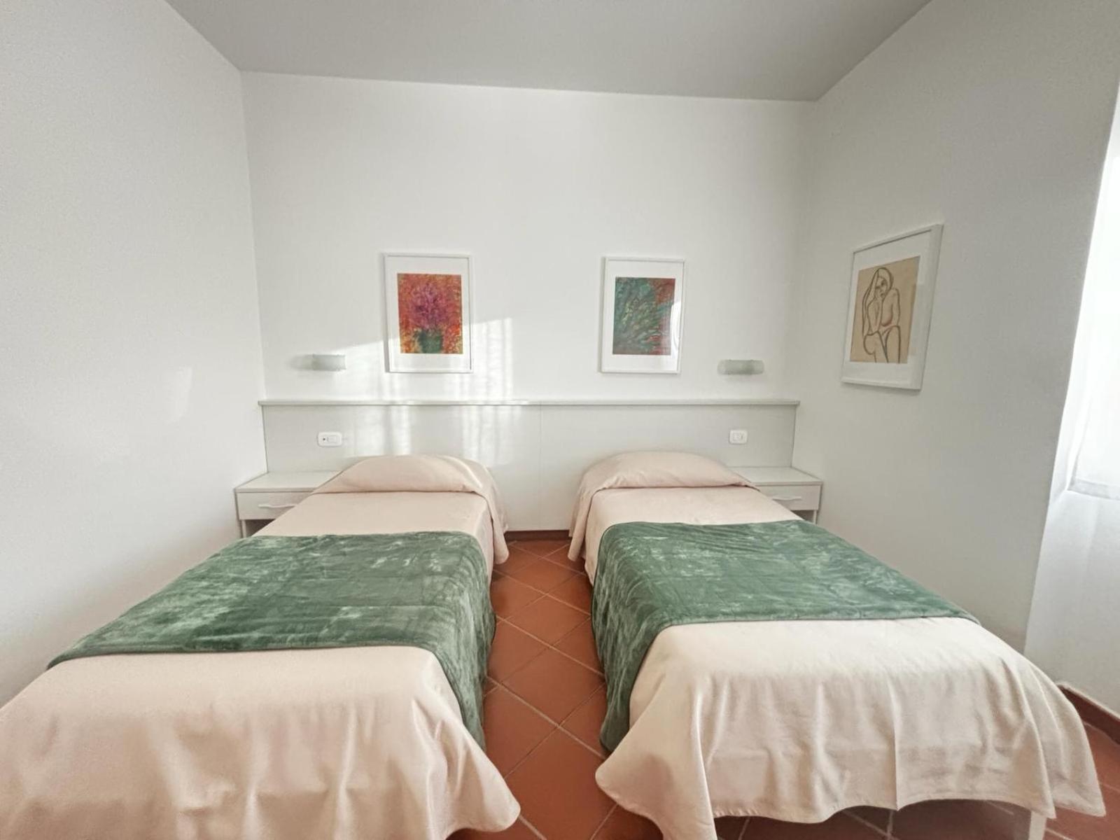 La Nuova Dimora B&B LʼAquila Zewnętrze zdjęcie